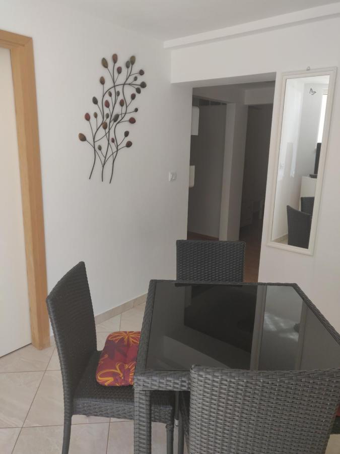 Letizia Appartement Banjole Buitenkant foto